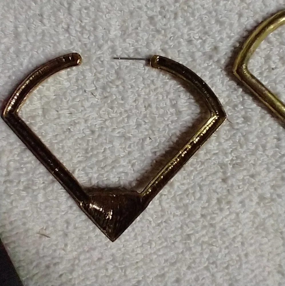 Vintage goldtone crystal